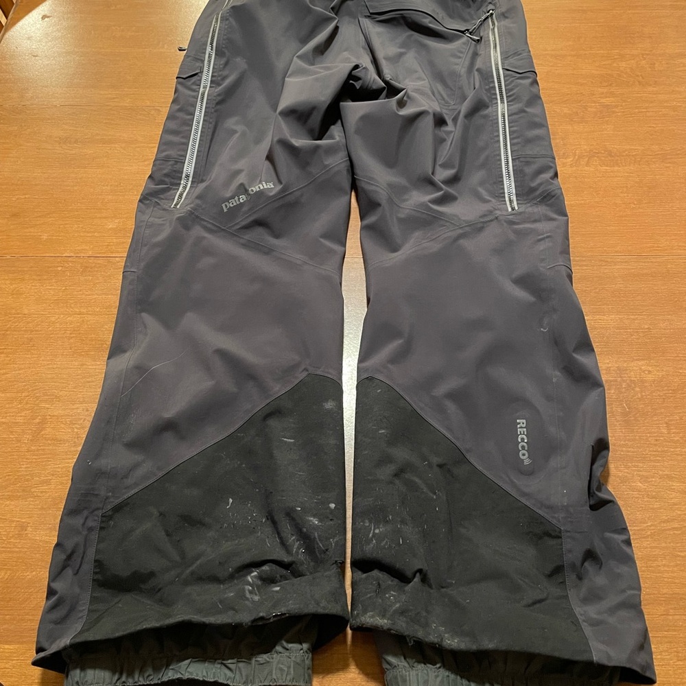Patagonia Goretex Ski Pant - Picture 2 of 2